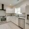 Modern and Pet-Friendly Home 3 Mi to Dtwn Knoxville - 诺克斯维尔