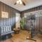 Modern Atlanta Retreat Private Hot Tub and Yard!