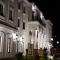Apartments & rooms Beli Dvor