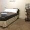 Comfy 4 Bed 1 Bath with Wi-fi in College Area