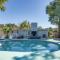 Orange Park Home with Private Pool, Hot Tub and Grill! - أورانج بارك