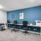 Sophisticated 3BD/2BA Retreat: Pool, Gym, Laundry - ملبورن