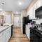 Sophisticated 3BD/2BA Retreat: Pool, Gym, Laundry - ملبورن