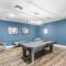 Chic 2 BD/2 BA Condo: Serene Escape in Melbourne - ملبورن