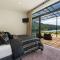 Lakeview Oasis - Lake Whakamaru Retreat - Mangakino
