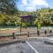 Brandon Central Location 4BR Lake Oasis