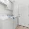 Revitalizing 3 Bedroom Home With Pool, Pet-Friendly, Wi-fi