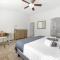 Revitalizing 3 Bedroom Home With Pool, Pet-Friendly, Wi-fi