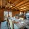 4 Kings Log Cabin 150 Acres Spectacular Views
