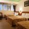 Longchi Hot-Spring Hotel