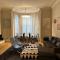 Stunning 2 bed/2bath flat in heart of Kensington