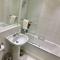 Stunning 2 bed/2bath flat in heart of Kensington