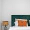 Unwind in Luxury Steps From Smáralind Mall - 雷克雅未克