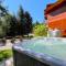 OR Luxury yurt-like home in Bretton Woods with private beach firepit AC fishing and trails