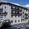 Quality Hosts Arlberg - Hotel Goldenes Kreuz B&B - Санкт-Антон-ам-Арльберг