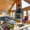Rustic Fancy Gap Cabin w/ Blue Ridge Parkway Views