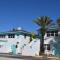Private One-Bedroom 4 -Directly across from Beach - سانت بيتي بيتش