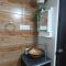Zoeys Hill View Suite - 120" 4K Projection Cinema, Jacuzzi, Party Up