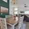 Bikini Bottom - 4 bed Disney pool home