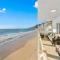 Beachfront Malibu House with 3 Decks, Jacuzzi, Sauna - Malibu