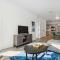 PURE SUITES 2 BED DOWNTOWN PHOENIX POOL GYM