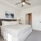 PURE SUITES 2 BED DOWNTOWN PHOENIX POOL GYM