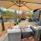 37PA Superbly appointed riverfront home in LIttleton! Skiing, hiking, firepit, wifi! - Littleton