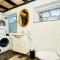 Charming Harbor Cottage-By Traum