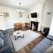 Newly Refurbished 2 Bedroom Flat - Long stays AVL - Norbury