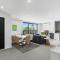 CBD Contemporary Comfort Townhouse 2 Bed 2Bath