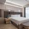 Intercity Shenzhen Futian Huanggang with Free Mini Bar