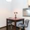 ALURE RESIDENCES 3 & 24h self check-in, parking in the garage in the apartment building included, new building, terrace, green location with a forest park with a lake, children's playground - 班斯卡-比斯特里察
