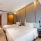 Atour Hotel Chongqing Nanping Pedestrain Street