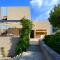 Mani Tower Villa