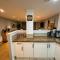 Modern City Centre Apartment In Swindon
