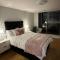 Modern City Centre Apartment In Swindon - Свіндон
