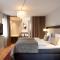 Ascot Hotel