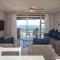 33 Waterfront with Inverter
