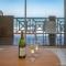 33 Waterfront with Inverter