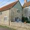 1 Bed in Castle Cary POLOC - West Camel