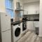 Newly refurbished Studio flat Colwyn Bay - Colwyn Bay