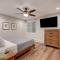 Dells Lakefront Escape - Couples or Families