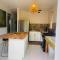 3 Bedroom Retreat in Rincon Casa Pina Suave, Rustic with Yard & Patio