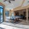 Golf Course Luxury Retreat on Hogan