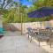 Tropical Escape near Beach! Tons of parking!