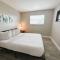 Rustic Retreats Cozy 2BR for 6 guests minutes from Las Olas - Форт-Лодердейл