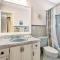 The Oceans Spacious 3BR Apartment in Victoria Park with Pool - Форт-Лодердейл