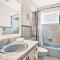 The Oceans Spacious 3BR Apartment in Victoria Park with Pool - Форт-Лодердейл
