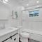 Poolside Paradise Spacious 3BR Haven near Pompano Beach - بومبانو بيتش