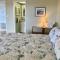 Westbay Point Moorings 214 Home - هولمز بيتش